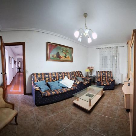 Вилла Casa Luraik Melida  Экстерьер фото
